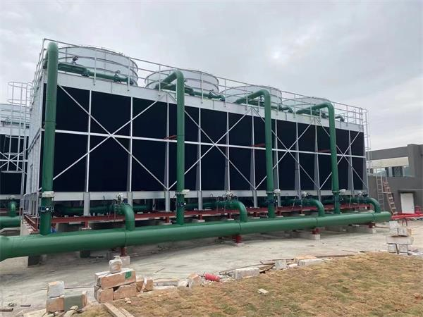 玻璃鋼冷卻塔怎樣采用加熱板來保溫(玻璃鋼冷卻塔廠家山東鵬盛)
